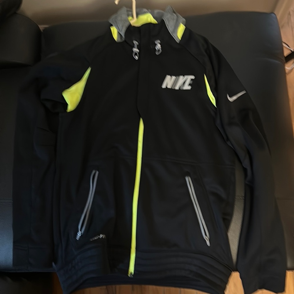 Nike Mens Hoody Black/Neon Green Size Small